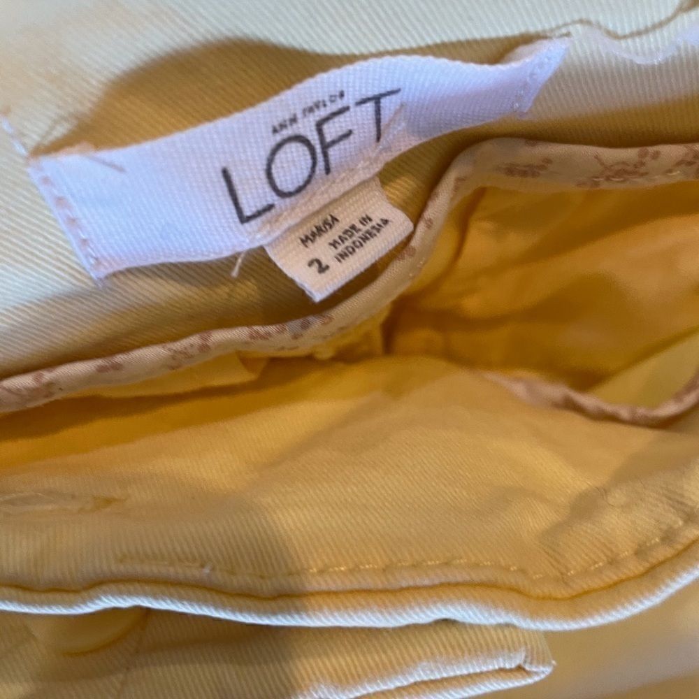 Loft Pale Yellow Pants, Marisa Fit, Size 2 - Picture 2 of 5
